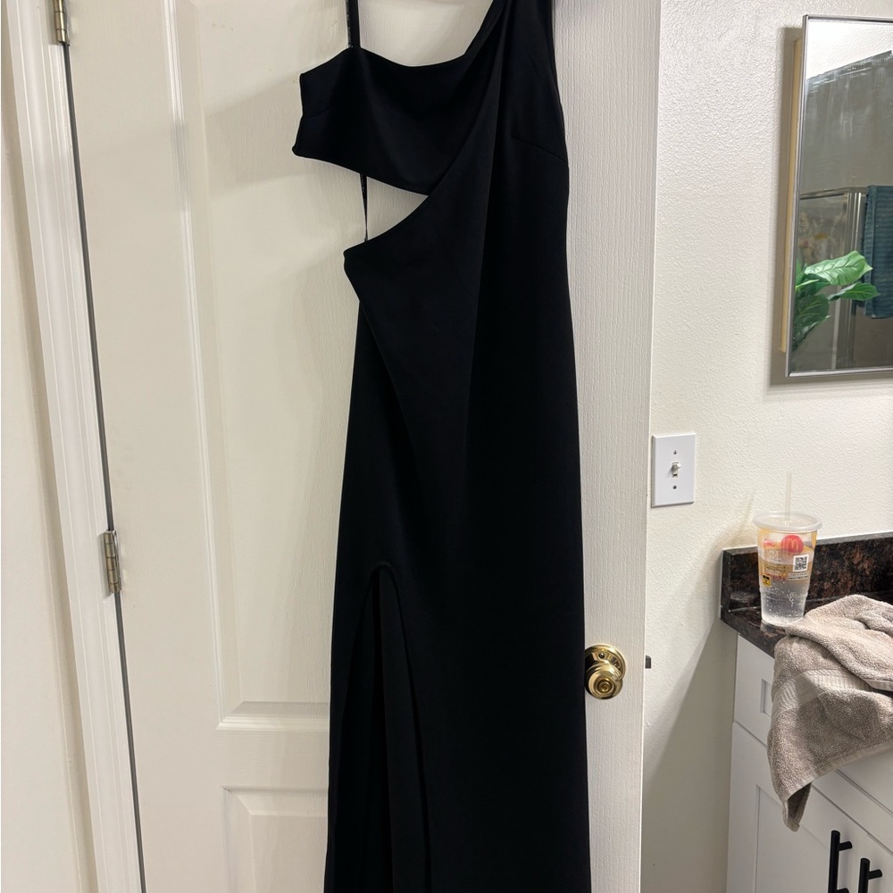 Black One-Shoulder Sheath Cocktail Dress